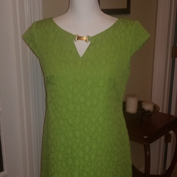 Lime green Jessica Howard formal dress 6 - Picture 2 of 5